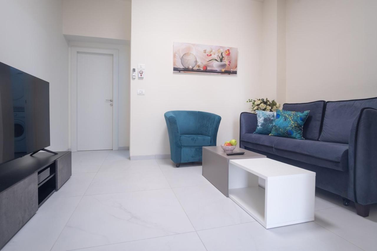 Port City Haifa - Luxury Apartments 50 Mtrs From The Beach Dış mekan fotoğraf